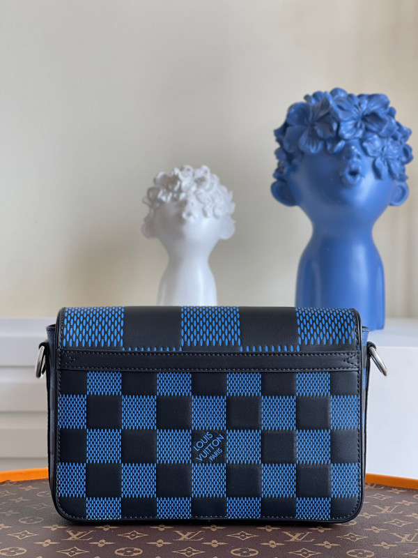 l0*is V*t0n studio messenger