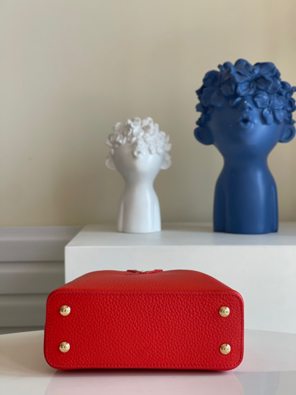 l0*is V*t0n capucines mini