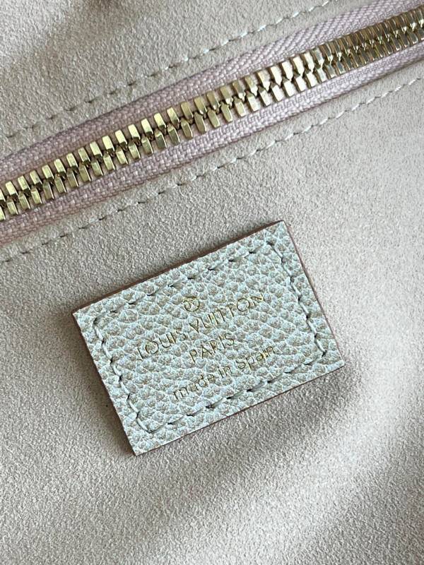 l0*is V*t0n neverfull mm