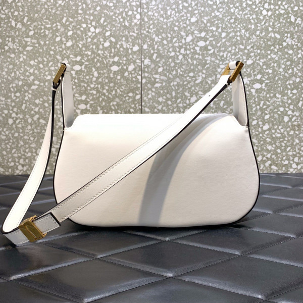 VALENTINO VLOGO CHAIN SHOULDER BAG IN CALFSKIN