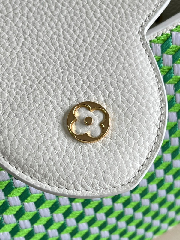 l0*is V*t0n capucines mm