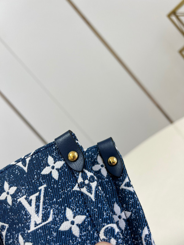 l0*is V*t0n onthego mm