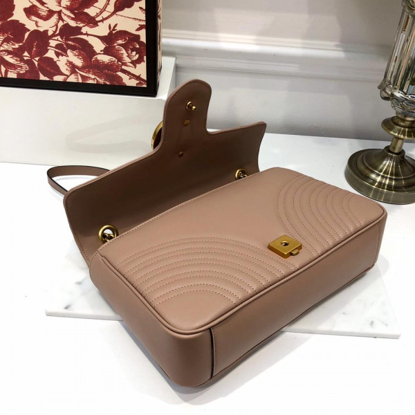 G*u*i gg marmont 31cm