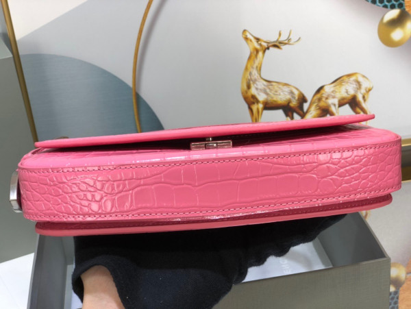 Ba*len*cia*ga ghost bag