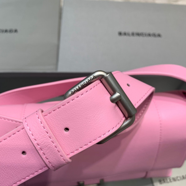 Ba*len*cia*ga downtown medium shoulder bag