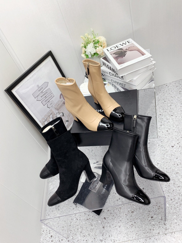 CL ANKLE BOOTS