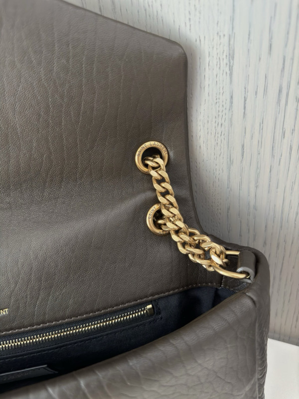 Y*L calypso medium in grained lambskin