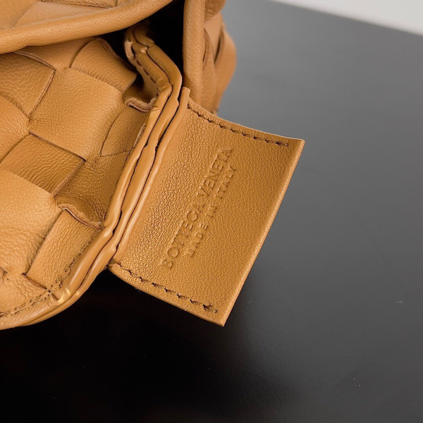 bo*te*ga Ve*ne*ta  mini sardine top handle bag