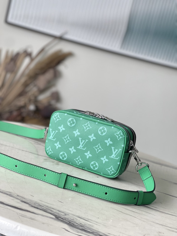 l0*is V*t0n nano alpha-11.0*18.5*6.5cm