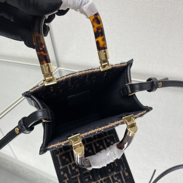 F**di mini sunshine shopper-13-18-6.5cm