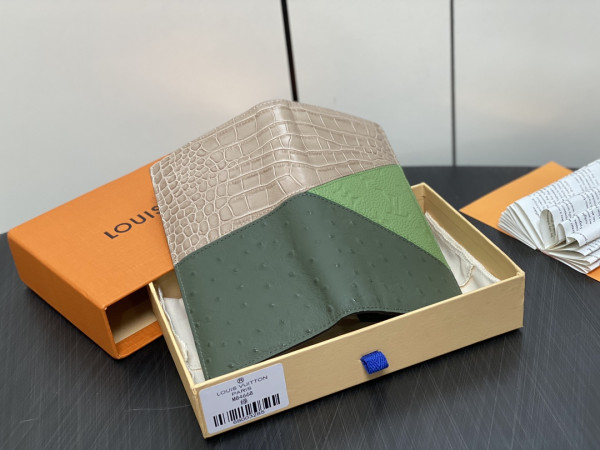 l0*is V*t0n brazza wallet-10*19*2cm