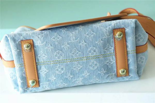 l0*is V*t0n carryall pm-29*24*12cm