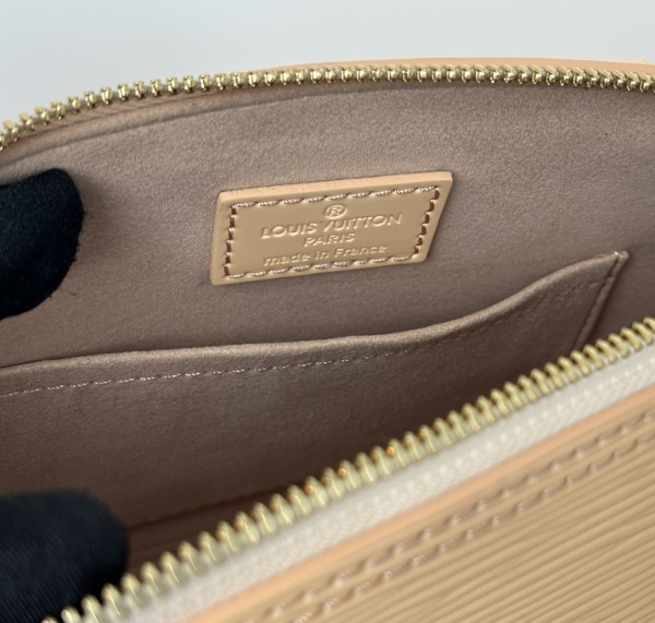 l0*is V*t0n alma bb-23.5*17.5*11.5cm