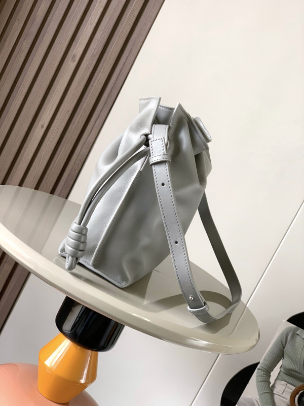 Lowee Flamenco clutch- 24.5*30*10.5cm