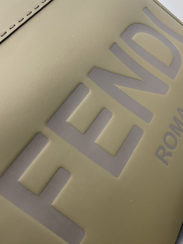 F**di sunshine medium-35*17*31cm