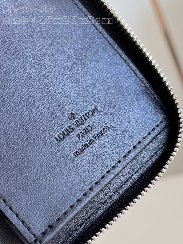 l0*is V*t0n zippy wallet-10*20*2 cm