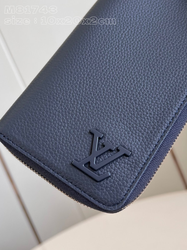 l0*is V*t0n zippy wallet-10*20*2 cm