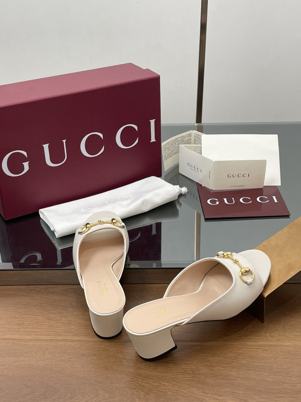 G*u*i horsebit slide