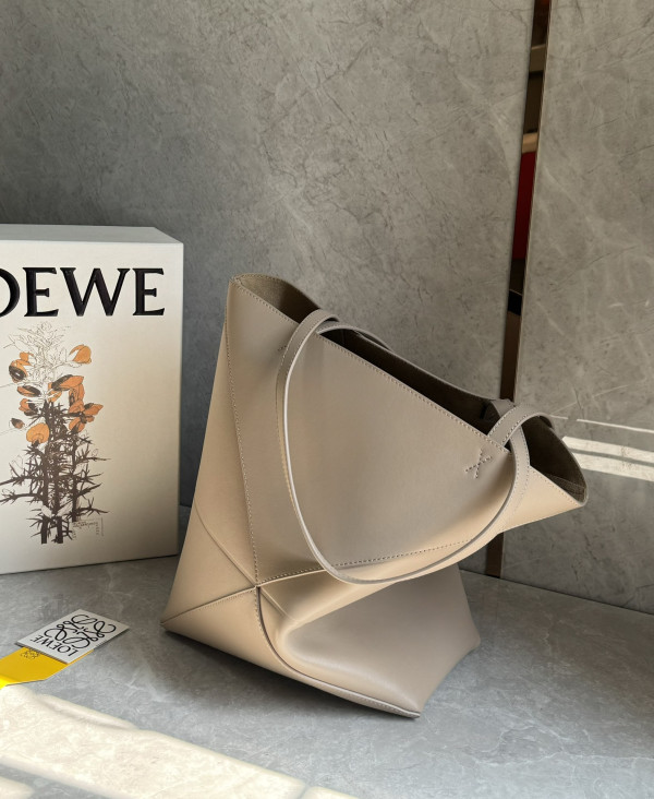 Lowee Puzzle Fold medium Tote - 25.5X14.5X31.5cm