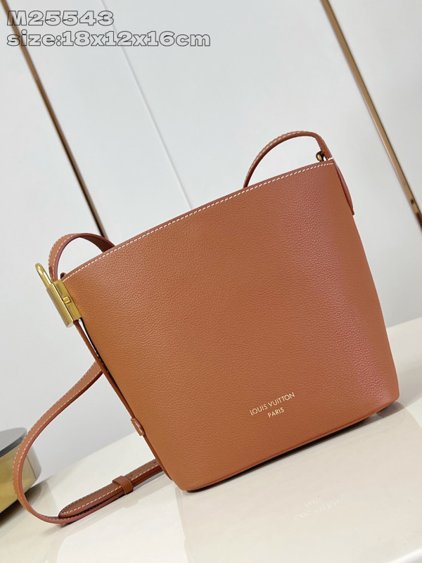 l0*is V*t0n low key all in bb