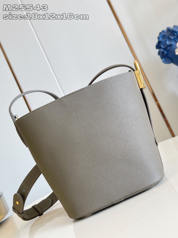 l0*is V*t0n low key all in bb