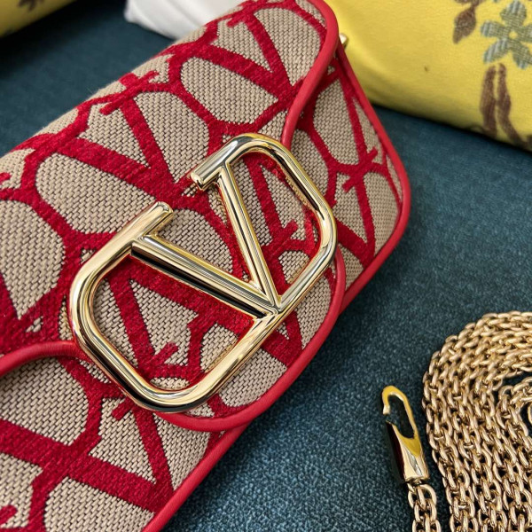 VALENTINO LOCÒ SMALL SHOULDER BAG